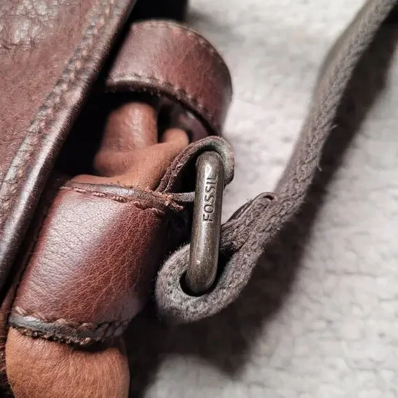 Fossil Messenger Bag Brown Cowhide Leather Crossbody Laptop Satchel Distressed